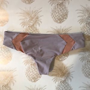 Acacia Mentawai Bottoms